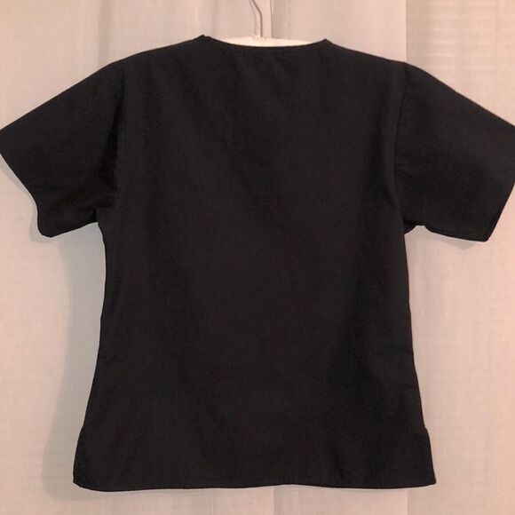 Wonder Wink S Black Scrub Top - Picture 2 of 8